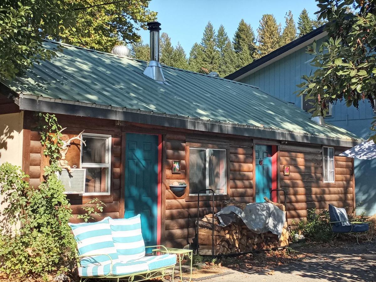 Bigfoot Rv & Cabins Park Happy Camp Bagian luar foto