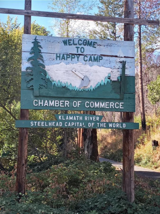 Bigfoot Rv & Cabins Park Happy Camp Bagian luar foto
