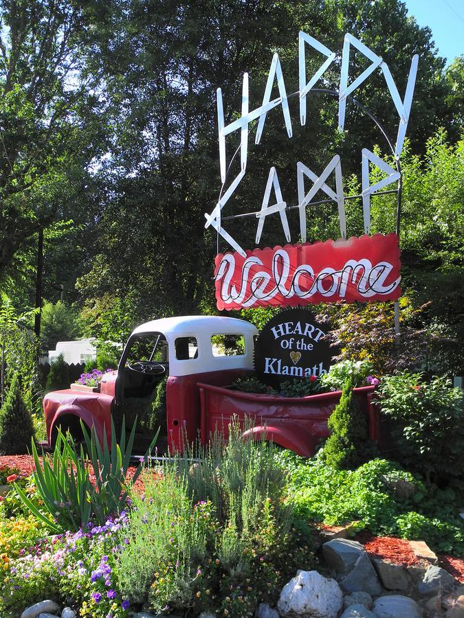 Bigfoot Rv & Cabins Park Happy Camp Bagian luar foto